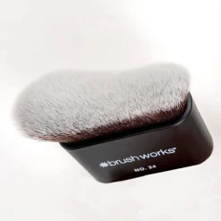 No. 24 Blending Face & Body Brush