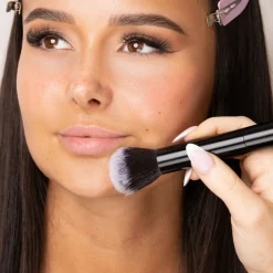 No. 6 Double Ended Powder and Buff Brush