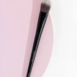 No. 1 Foundation Brush