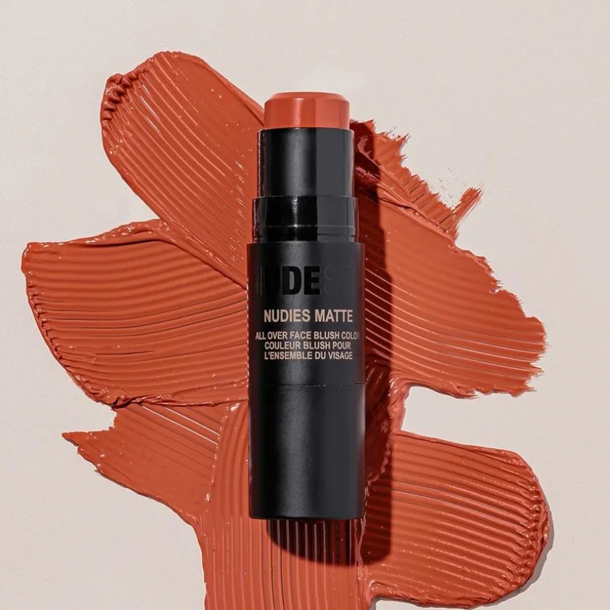 Nudies Blush Bloom Dewy Rusty Rouge 7g
