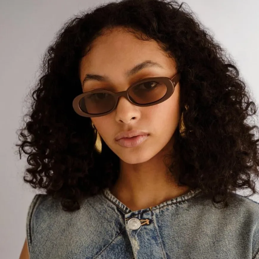 Outta Love Cocoa With Mocha Tint Lens