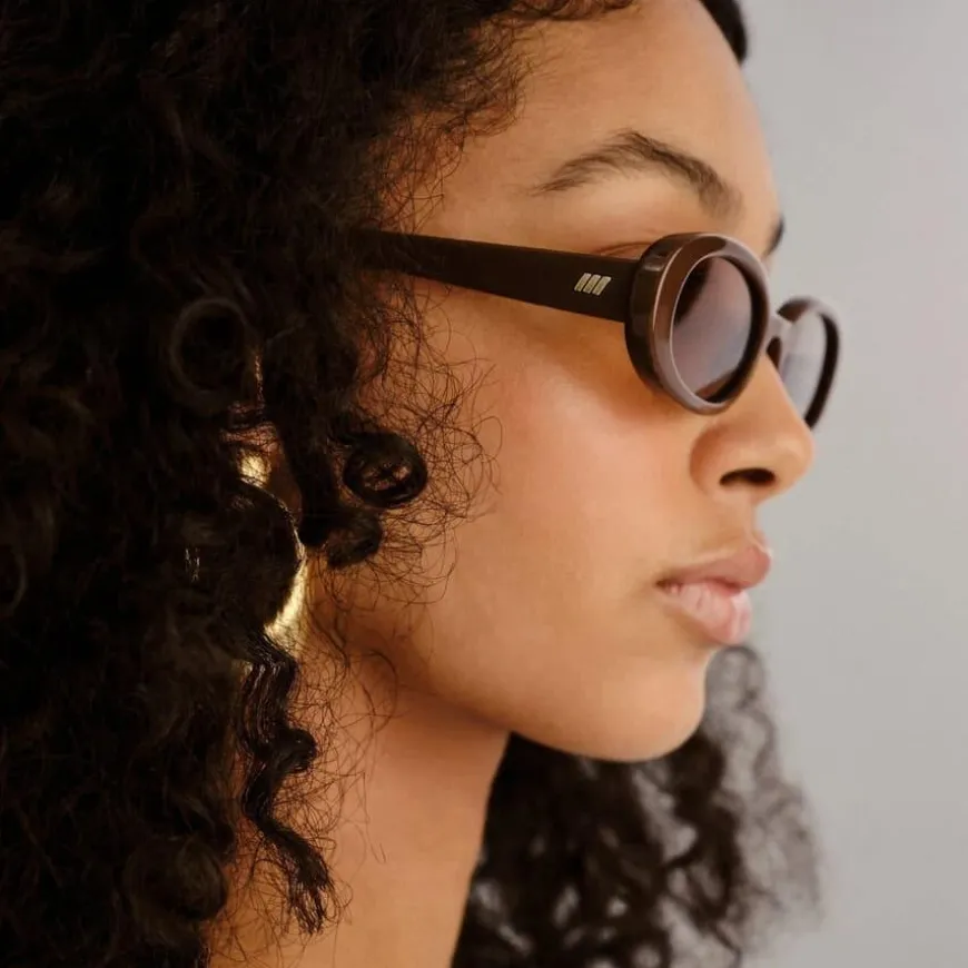 Outta Love Cocoa With Mocha Tint Lens