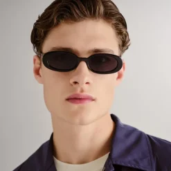 Outta Love Shiny Black With Smoke Mono Lens