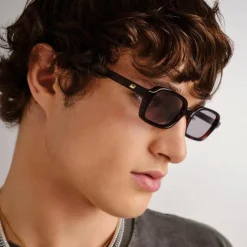 Pilferer Cherry Tort/Smoke Tint Lens