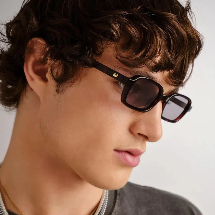 Pilferer Cherry Tort/Smoke Tint Lens