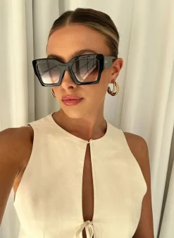 Pipa Black/Smoke Fade