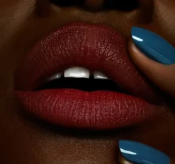 Powder Kiss Liquid Lipcolour Fashion Emergency 5ml