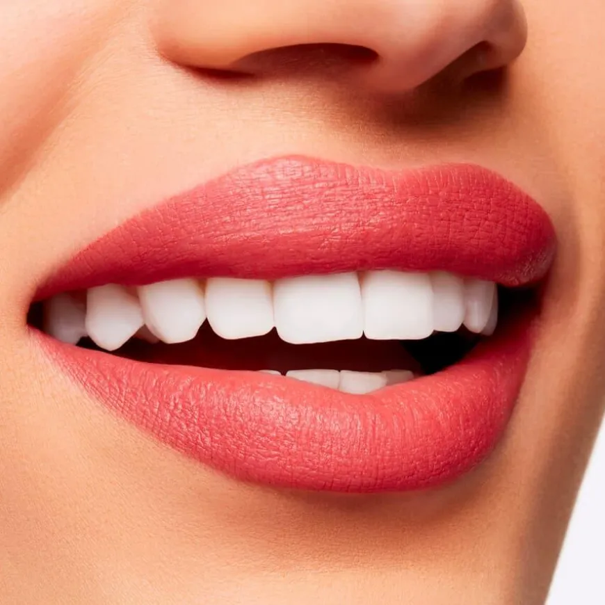 Powder Kiss Velvet Blur Slim Stick Sheer Outrage 2g