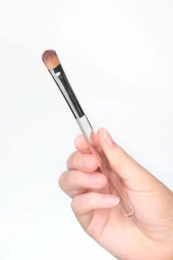 Precision Eyeshadow brush