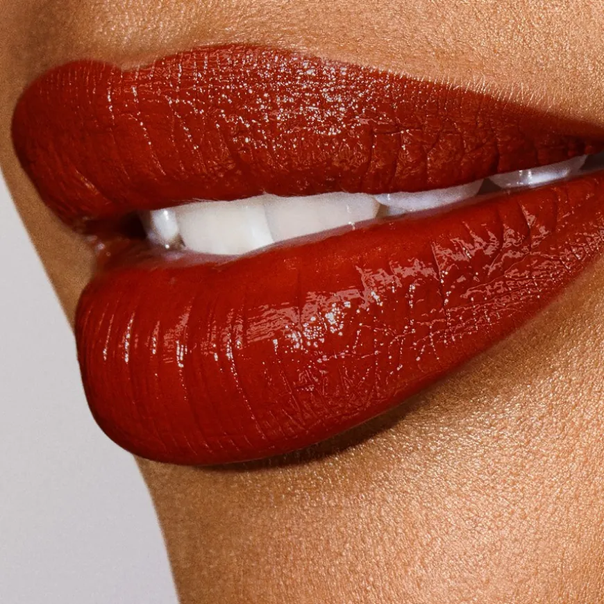 Pure Color Explicit Slick Shine Lipstick 222 Heart Of The Moment 0,7g