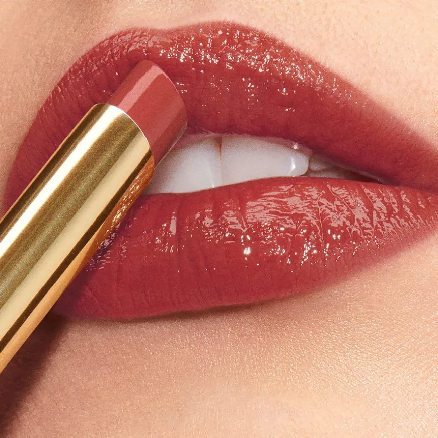 Pure Color Explicit Slick Shine Lipstick 404 No Tomorrow 0,7g