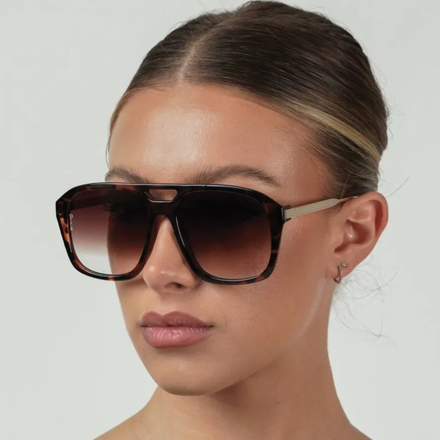 Reina Tortoise/Brown Fade