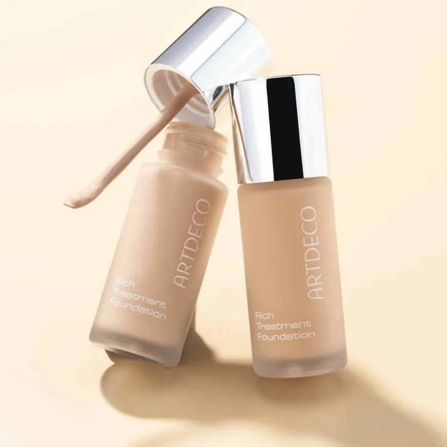 Rich Treatment Foundation #09 Soft Shell 20ml