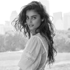 Romance Eau De Parfum 30ml