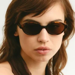 Selma Tortoise Brown