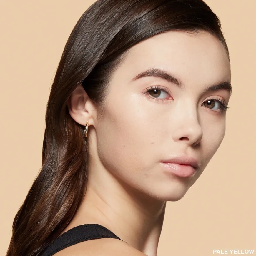 Sheer Finish Pressed Powder Pale Yellow 9g