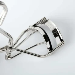 Signature Eyelash Curler