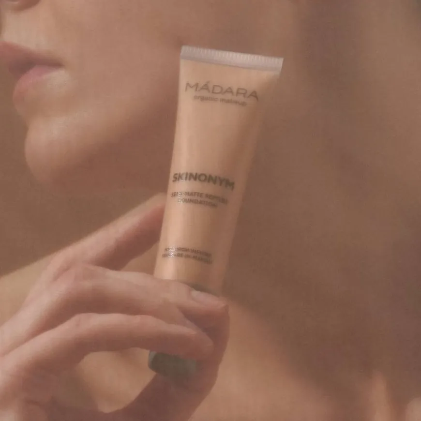 Skinonym Semi-Matte Peptide Foundation #10 Porcelain 30ml