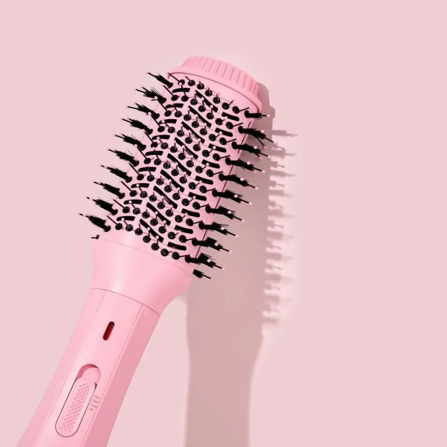 The Blow Dry Brush Pink
