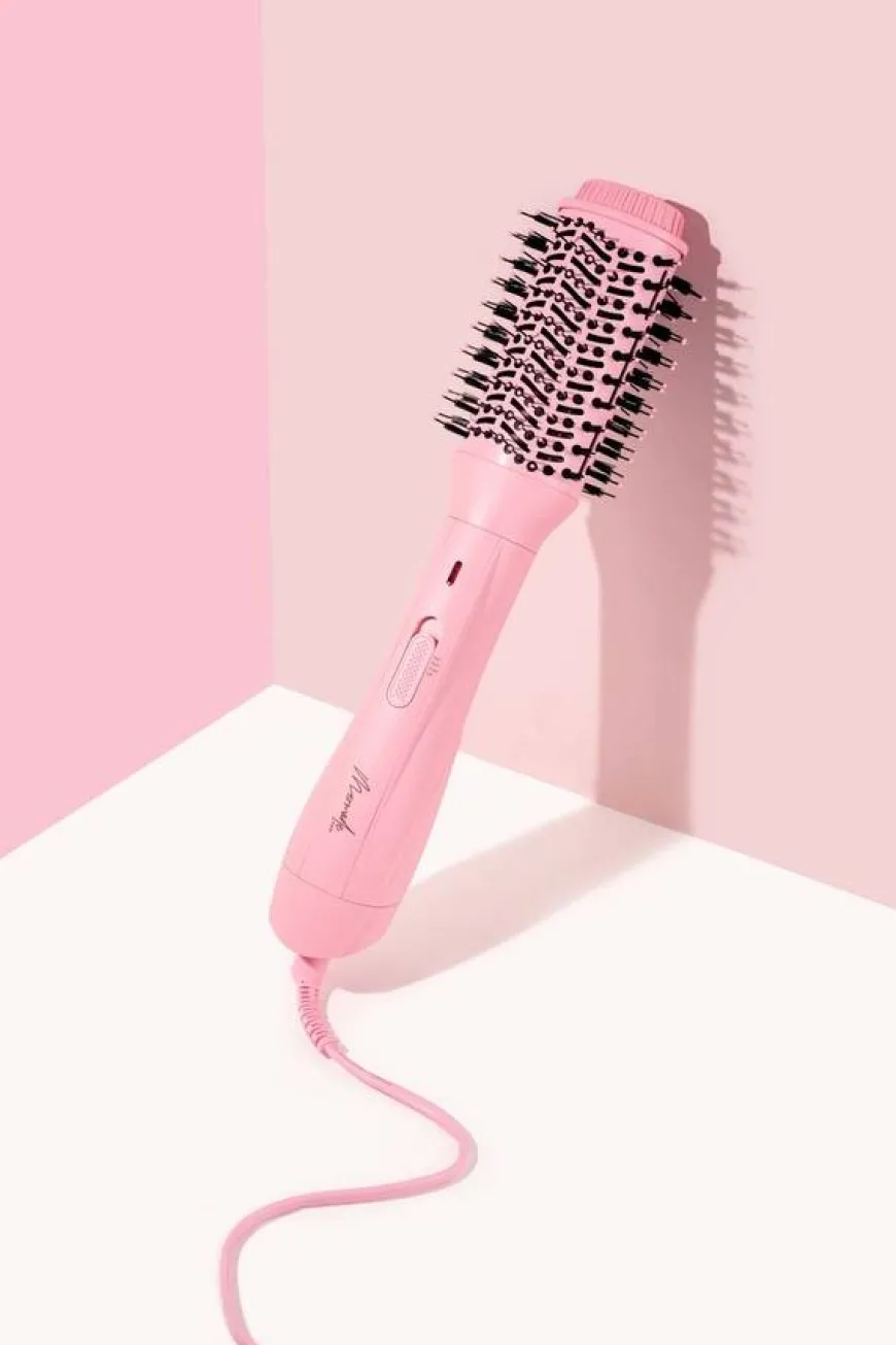 The Blow Dry Brush Pink