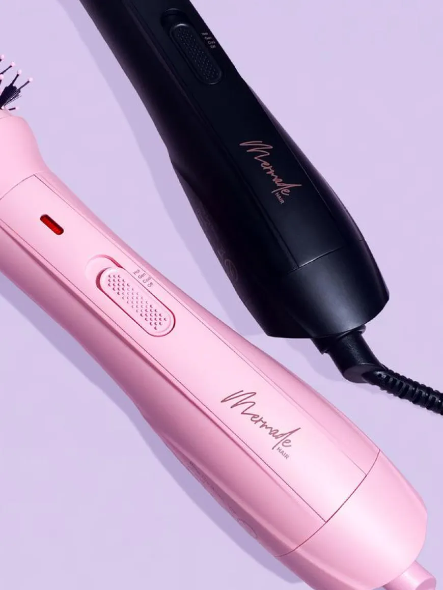 The Blow Dry Brush Pink