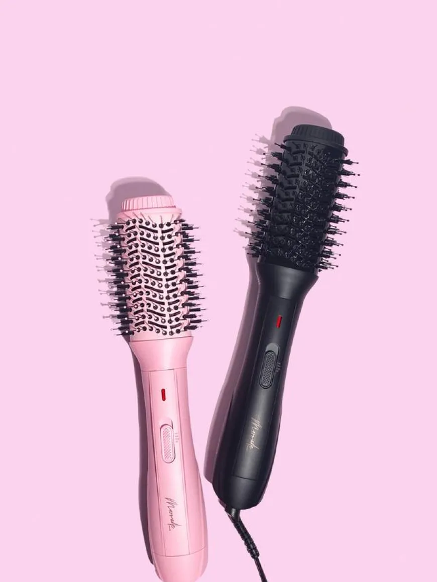The Blow Dry Brush Pink