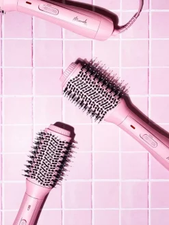 The Blow Dry Brush Pink