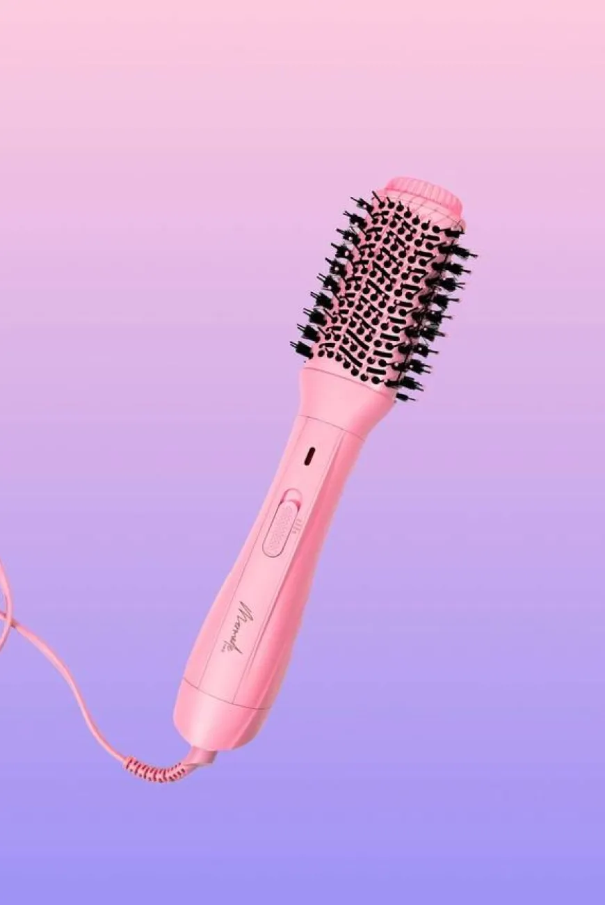 The Blow Dry Brush Pink