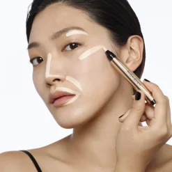 Touche Éclat Highlighter Pen #2 Luminous Ivory 2,5ml