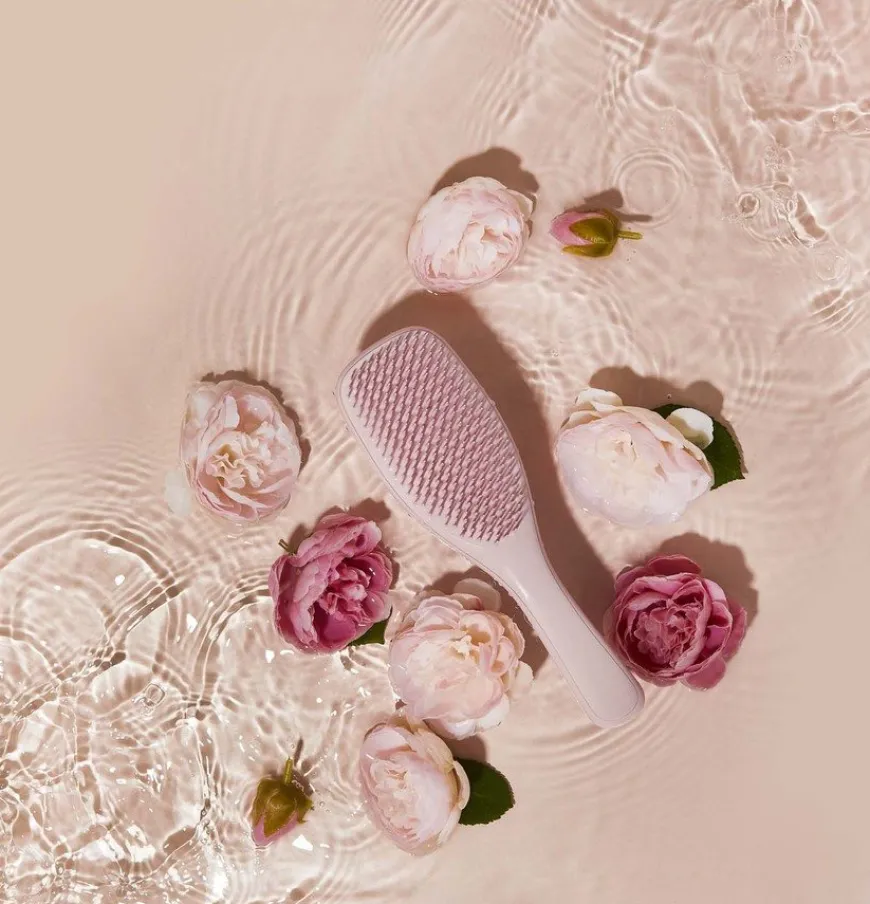 Ultimate Wet Detangler Hairbrush Millennial Pink