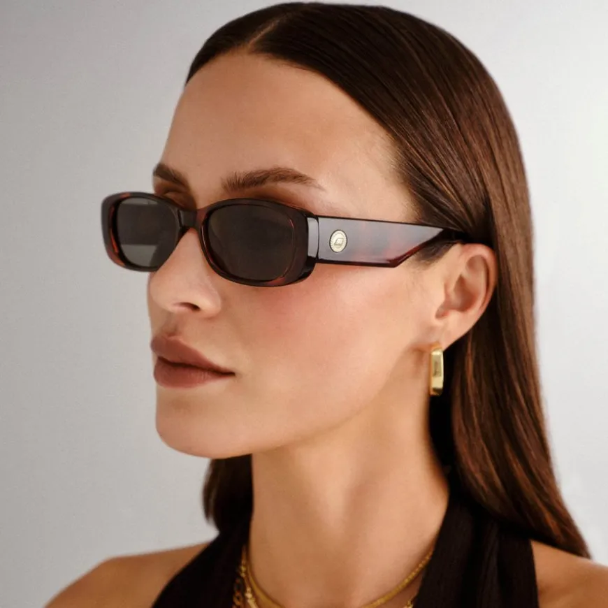 Unreal Toffee Tortoise With Khaki Mono Lens