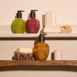 Valley of Flowers Revitalizing Hand Wash 300ml