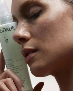 Vinoclean Makeup Removing Cleansing Oil 150ml