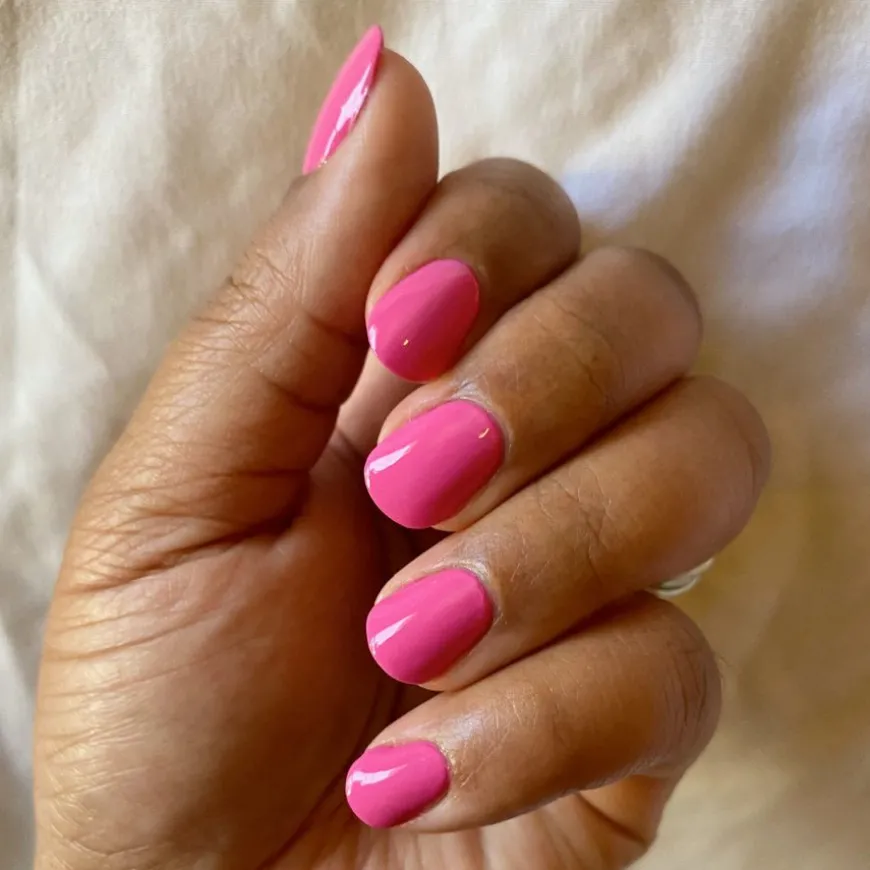 VINYLUX Long Wear Polish Hot Pop Pink #121 15ml