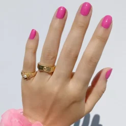 VINYLUX Long Wear Polish Hot Pop Pink #121 15ml