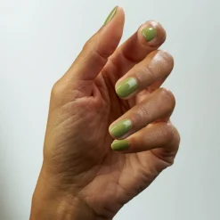 VINYLUX Long Wear Polish Plantbound #477 15ml