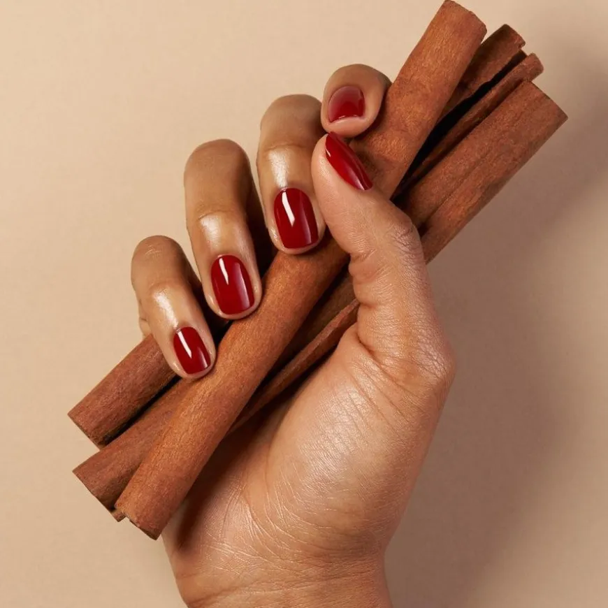 VINYLUX Long Wear Polish Decadence #111 15ml