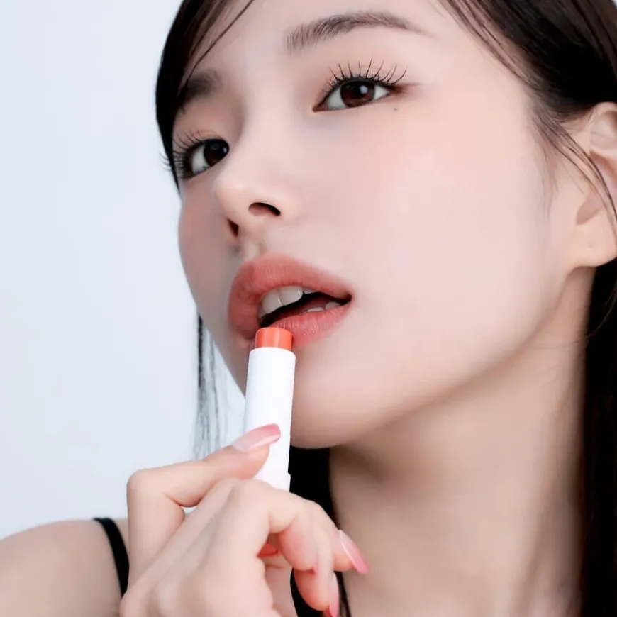 Volumizing Color Lip Balm #02 Dear Coral 3.5g