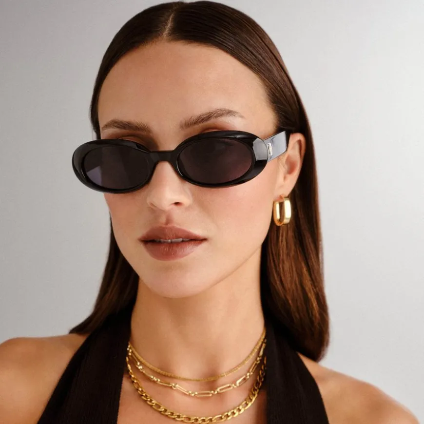 Work It Black With Smoke mono Lens